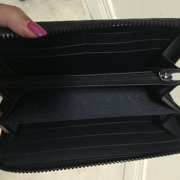 GUCCI Blue Blooms navy blue women's wallet-LNIB! - Picture 2 of 4